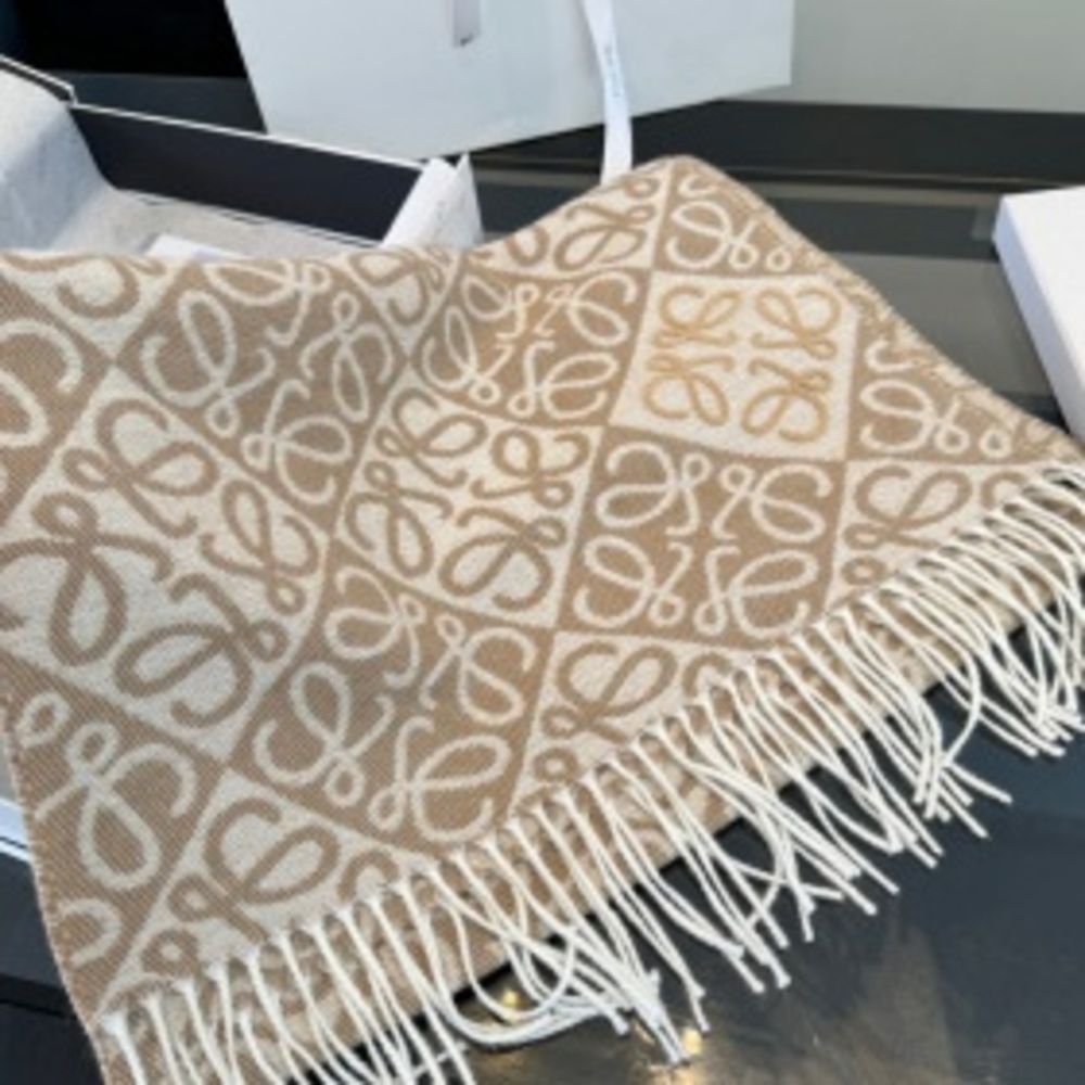🤎Loewe🤎Two‑Tone Cream Camel Tassel Wool Wrap Scarf - Picture 5 of 8